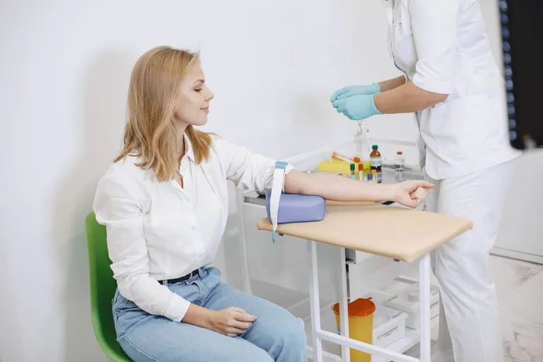 NHS vs Private Blood Tests: When to Pay, When to Wait