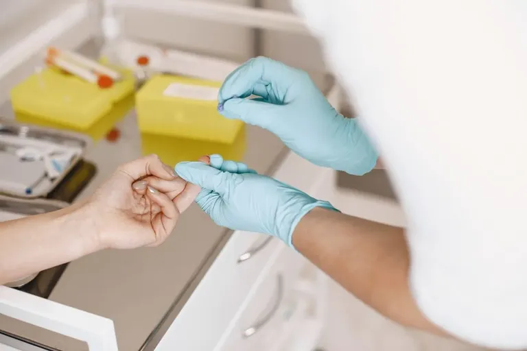 Numan Blood Tests Reviewed: What You Get, What It Costs, and Who It Suits
